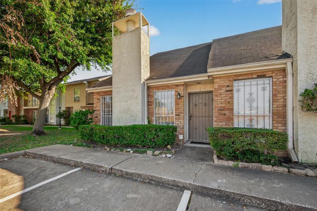 6201 Beverlyhill Street 1, Houston, TX 77057