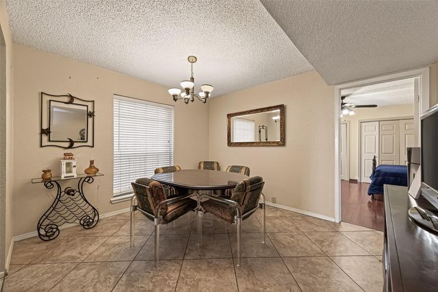 6201 Beverlyhill Street 1, Houston, TX 77057