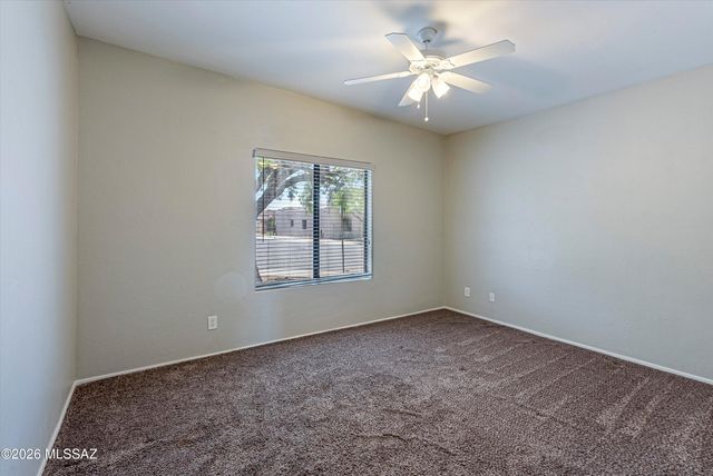 11001 E Indigo Bush Place, Tucson, AZ 85748