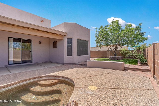 11001 E Indigo Bush Place, Tucson, AZ 85748
