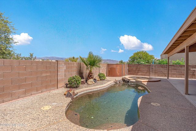 11001 E Indigo Bush Place, Tucson, AZ 85748