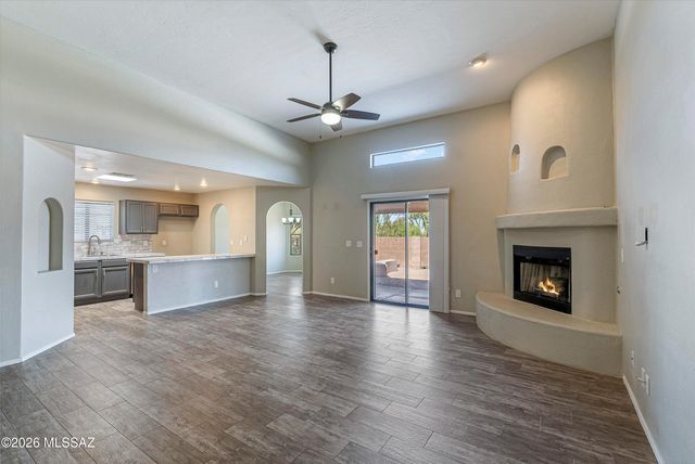 11001 E Indigo Bush Place, Tucson, AZ 85748