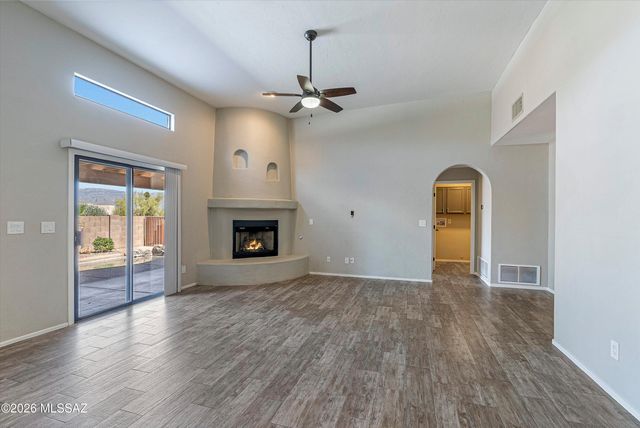 11001 E Indigo Bush Place, Tucson, AZ 85748