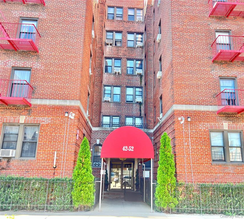 42-52 Layton Street 5C, Elmhurst, NY 11373 — photo 2