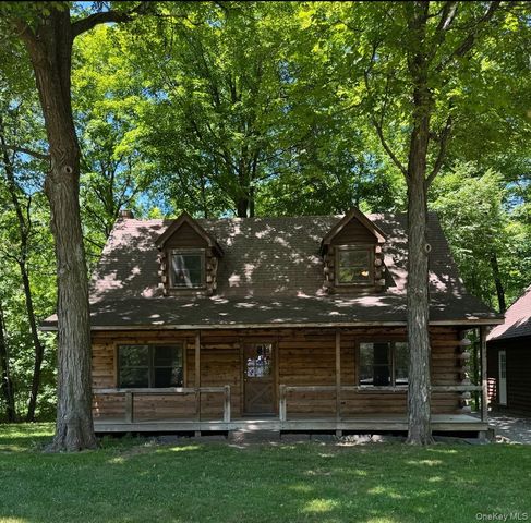 5 Will Palmer Road, Catskill, NY 12414