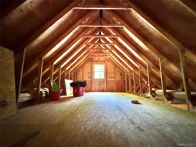 5 Will Palmer Road, Catskill, NY 12414