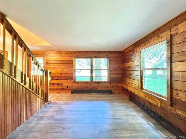 5 Will Palmer Road, Catskill, NY 12414