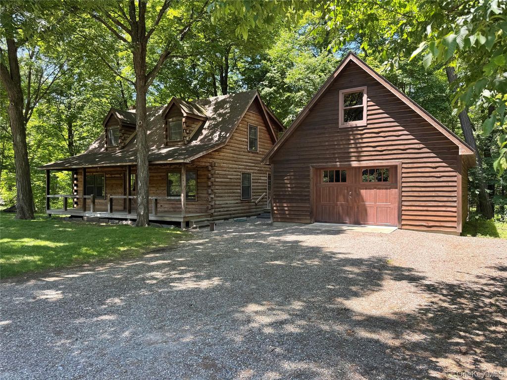 5 Will Palmer Road, Catskill, NY 12414