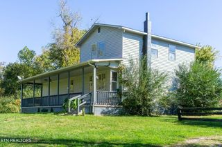 518 Flatt Spur Rd, Jamestown, TN 38556