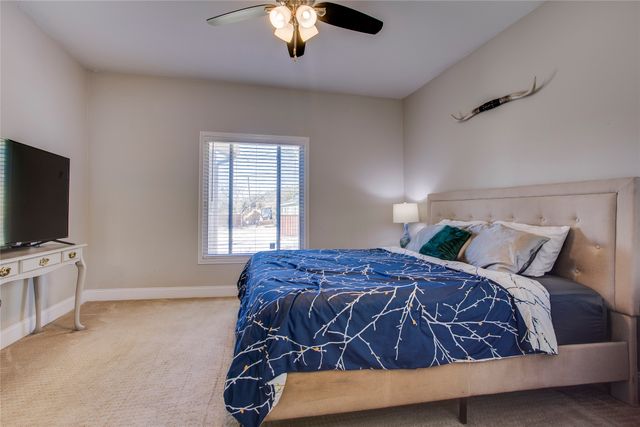 834 S Polk Street, Dallas, TX 75208