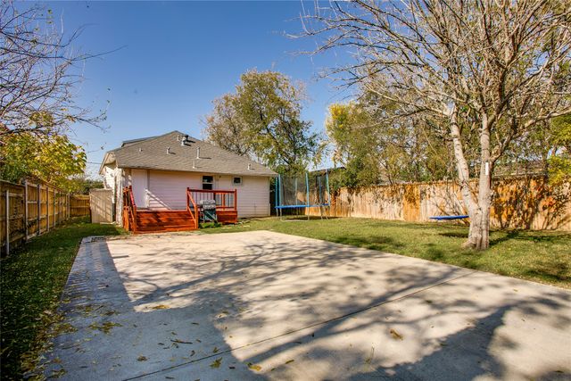 834 S Polk Street, Dallas, TX 75208