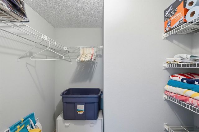 6817 STONES THROW CIRCLE N 17208, St Petersburg, FL 33710