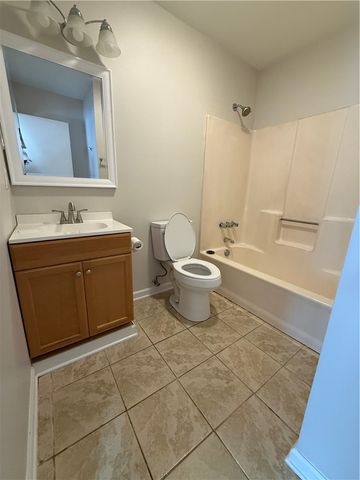 125 Maple Street 110, Pendleton, SC 29670