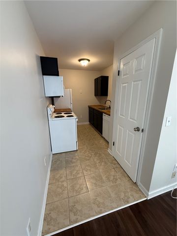 125 Maple Street 110, Pendleton, SC 29670