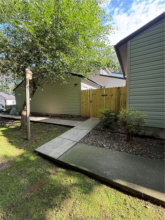 125 Maple Street 110, Pendleton, SC 29670