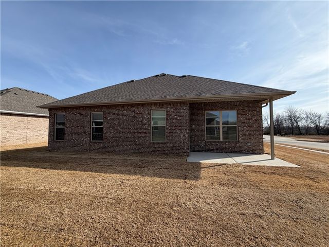 211 Kristen Lane, Centerton, AR 72719