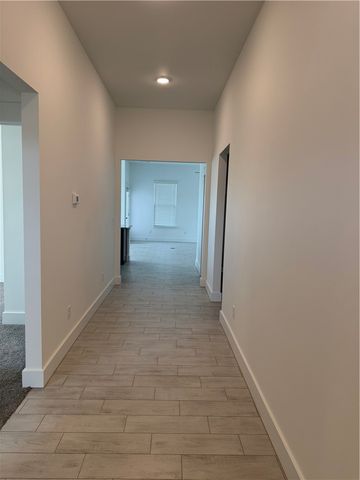 211 Kristen Lane, Centerton, AR 72719