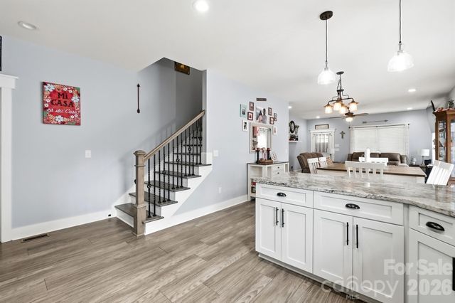 304 E Florida Avenue, Bessemer City, NC 28016