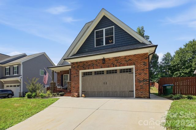 304 E Florida Avenue, Bessemer City, NC 28016