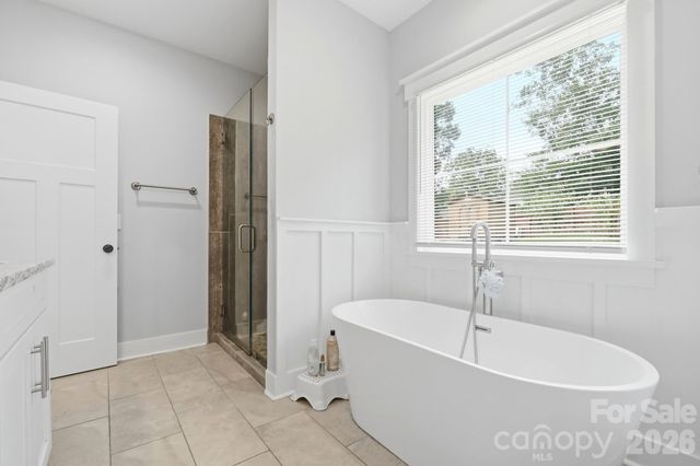 304 E Florida Avenue, Bessemer City, NC 28016
