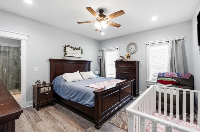 304 E Florida Avenue, Bessemer City, NC 28016