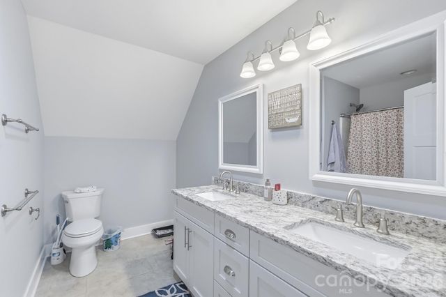 304 E Florida Avenue, Bessemer City, NC 28016