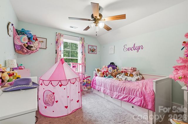304 E Florida Avenue, Bessemer City, NC 28016