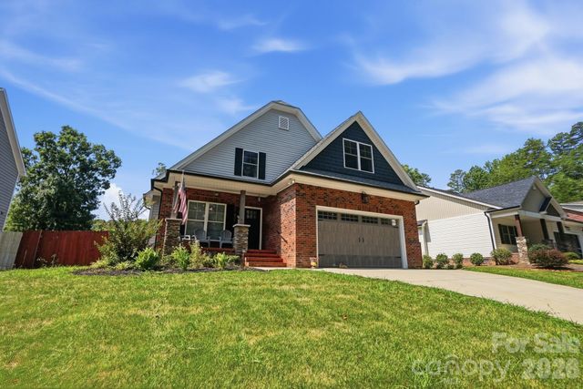 304 E Florida Avenue, Bessemer City, NC 28016