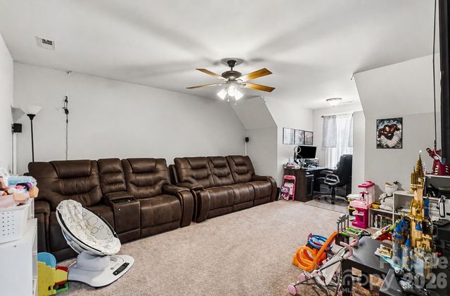 304 E Florida Avenue, Bessemer City, NC 28016