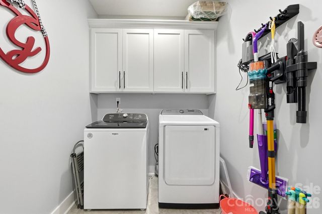 304 E Florida Avenue, Bessemer City, NC 28016