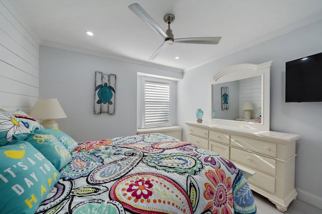 3902 N Fairway Dr Drive N, Jupiter, FL 33477