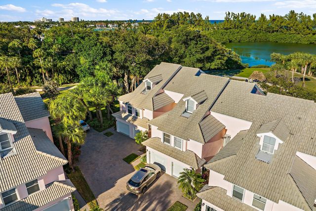 3902 N Fairway Dr Drive N, Jupiter, FL 33477