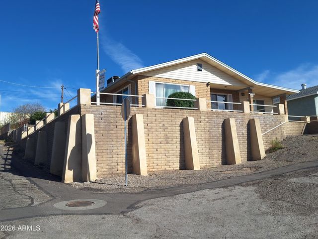 595 N FOURTH Street, Globe, AZ 85501
