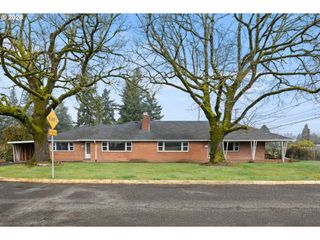 3511 Ne 102ND Ave, Portland, OR 97220