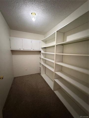 3184 S Heather Gardens Way 205, Aurora, CO 80014