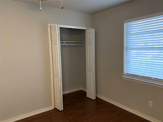 327 Andover Drive, Mesquite, TX 75149