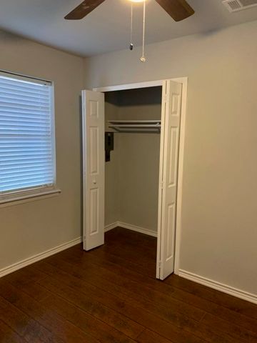 327 Andover Drive, Mesquite, TX 75149