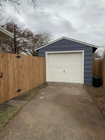 327 Andover Drive, Mesquite, TX 75149