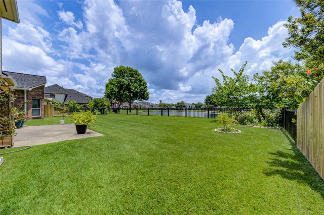 3819 Rivermoss Lane, Katy, TX 77494