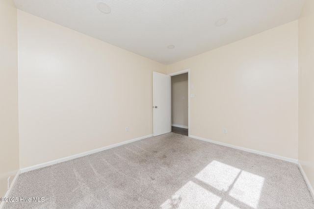 512 Walnut Drive, Jacksonville, NC 28540