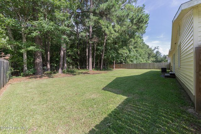 512 Walnut Drive, Jacksonville, NC 28540