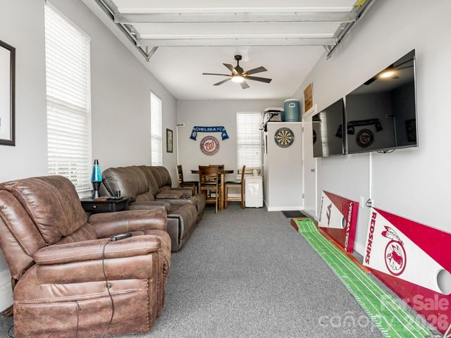 6617 Walton Hall Court, Waxhaw, NC 28173