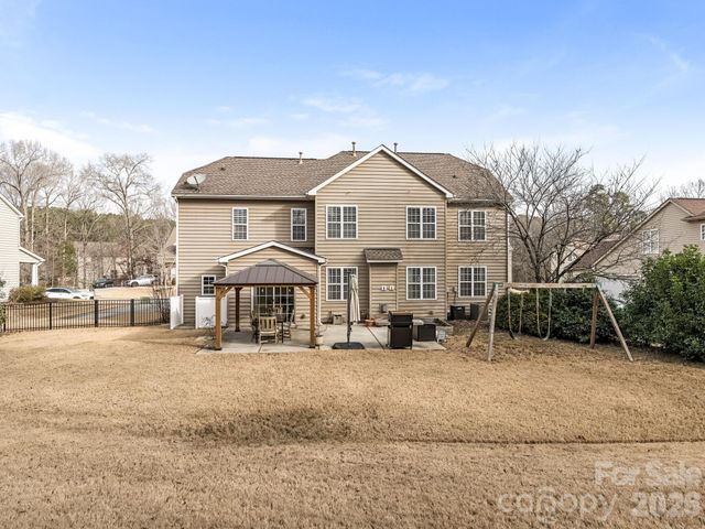 6617 Walton Hall Court, Waxhaw, NC 28173