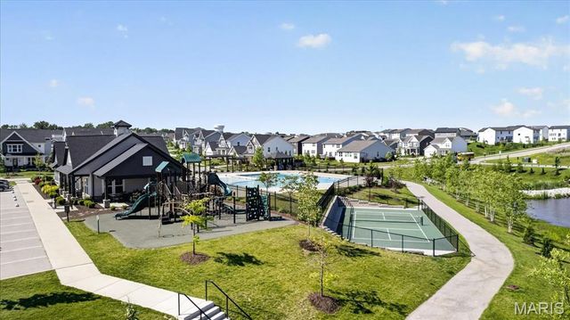 618 Strathclyde Drive, O'fallon, MO 63368