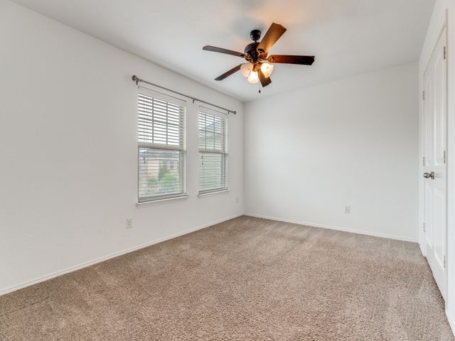 1029 Holly Anne Lane, Aubrey, TX 76227