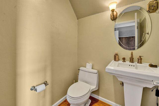 1530 Indian Springs LN, Moneta, VA 24121