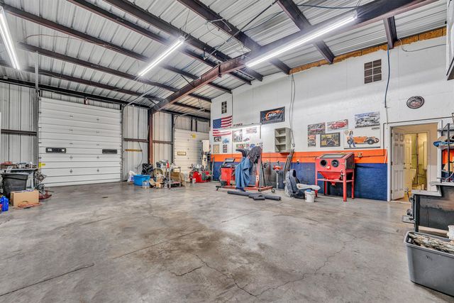 1530 Indian Springs LN, Moneta, VA 24121