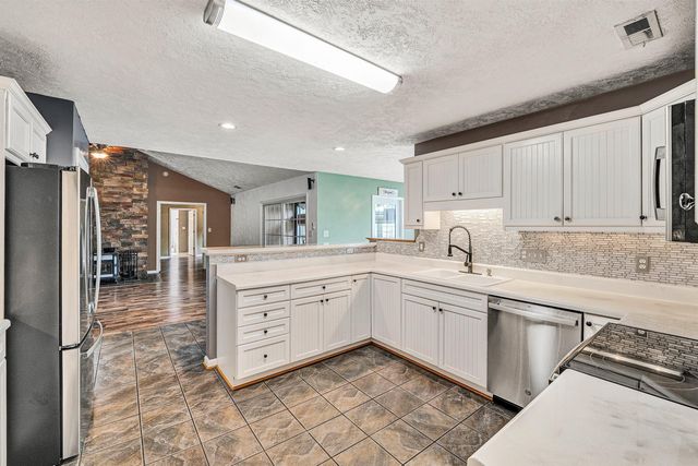 1530 Indian Springs LN, Moneta, VA 24121