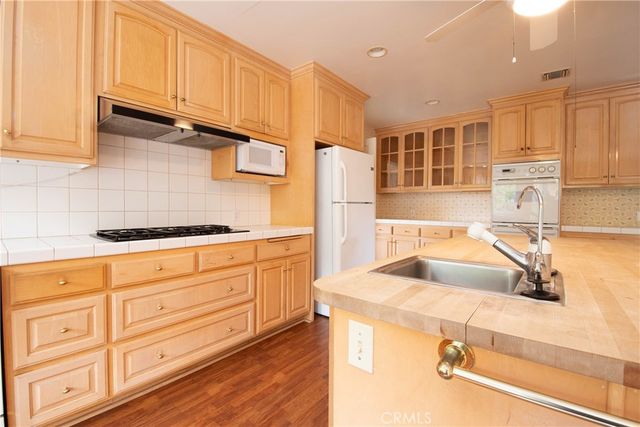 375 W Las Flores, Arcadia, CA 91007