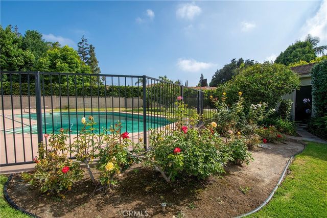 375 W Las Flores, Arcadia, CA 91007